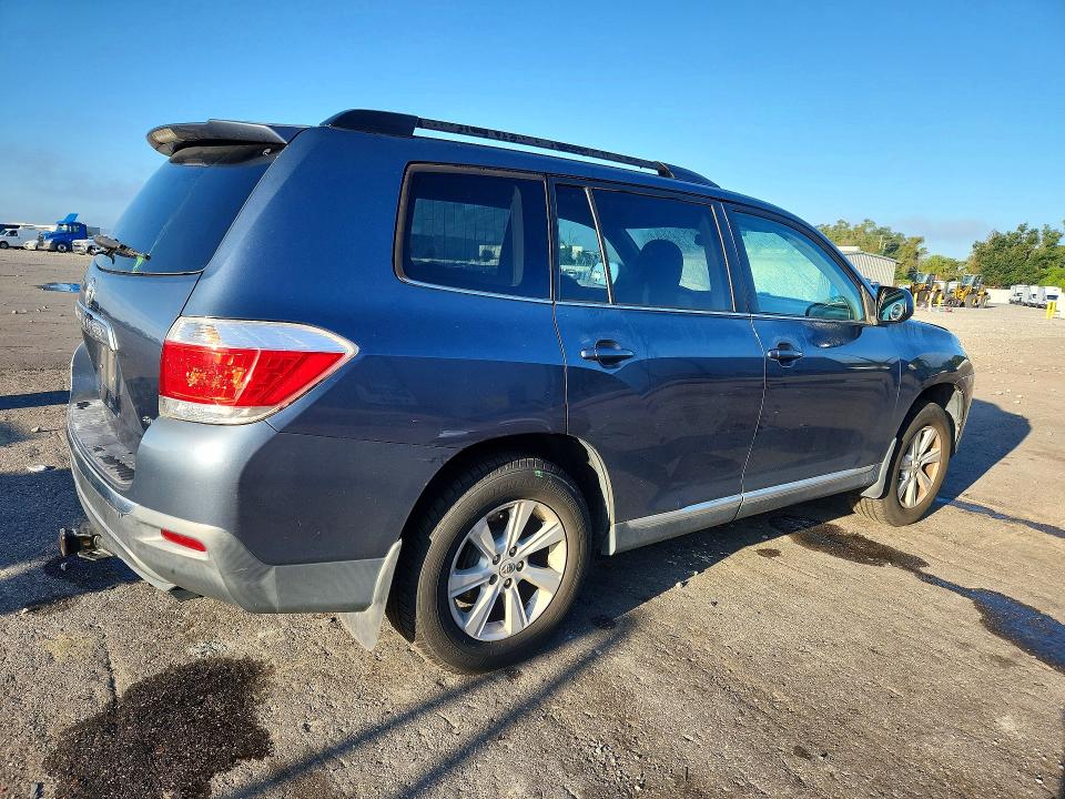 69544036 :رقم المزاد ، 5TDBK3EH9DS261388 vin ، 2013 Toyota Highlander مزاد بيع