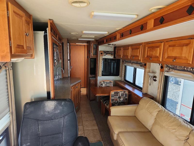 2008 Tiffin Mot Recreational Vehicle (rv) მანქანა იყიდება აუქციონზე, vin: 4UZACLDU78CZ74560, აუქციონის ნომერი: 68325056