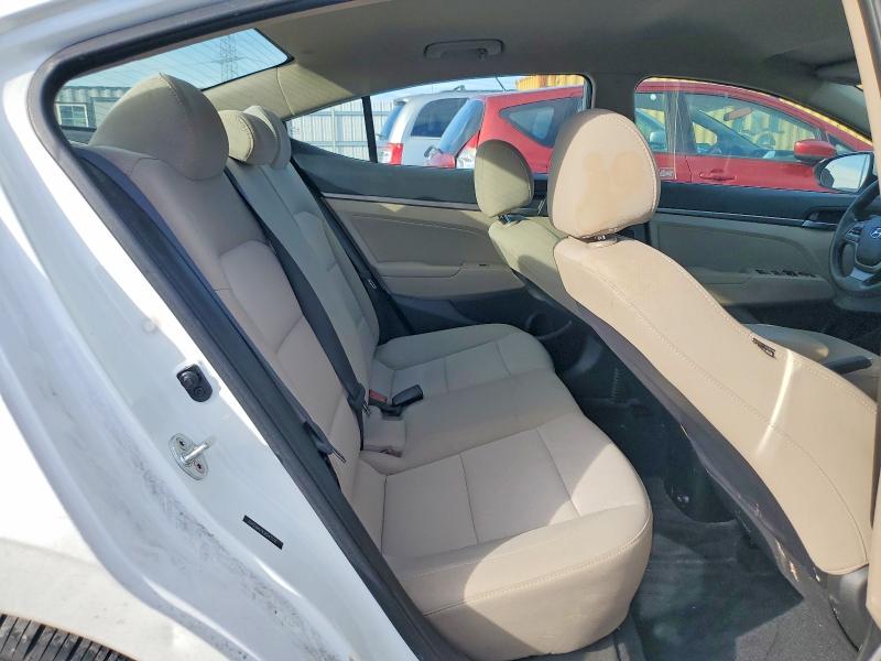 68868756 :رقم المزاد ، 5NPD84LFXJH241330 vin ، 2018 Hyundai Elantra مزاد بيع