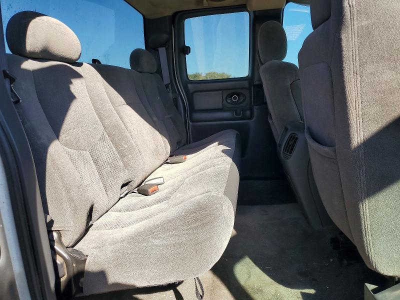 69599806 :رقم المزاد ، 1GCHC29U85E106234 vin ، 2005 Chevrolet Silverado مزاد بيع