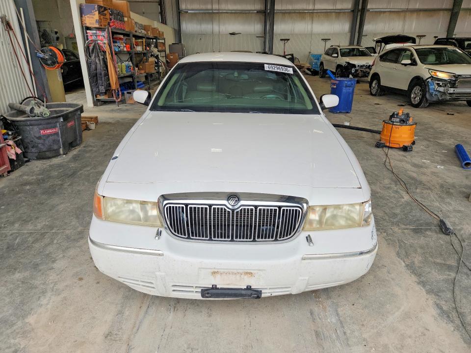 69296936 :رقم المزاد ، 2MEFM75WXYX713228 vin ، 2000 Mercury Grand Marquis مزاد بيع