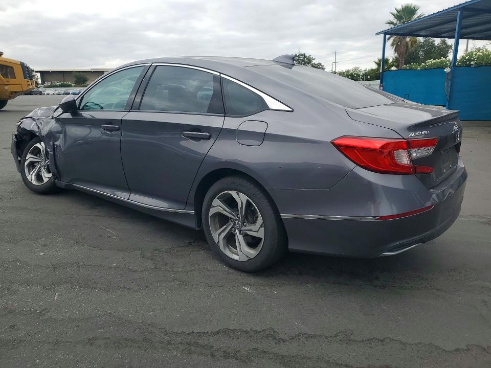 69389876 :رقم المزاد ، 1HGCV1F44JA216722 vin ، 2018 Honda Accord مزاد بيع