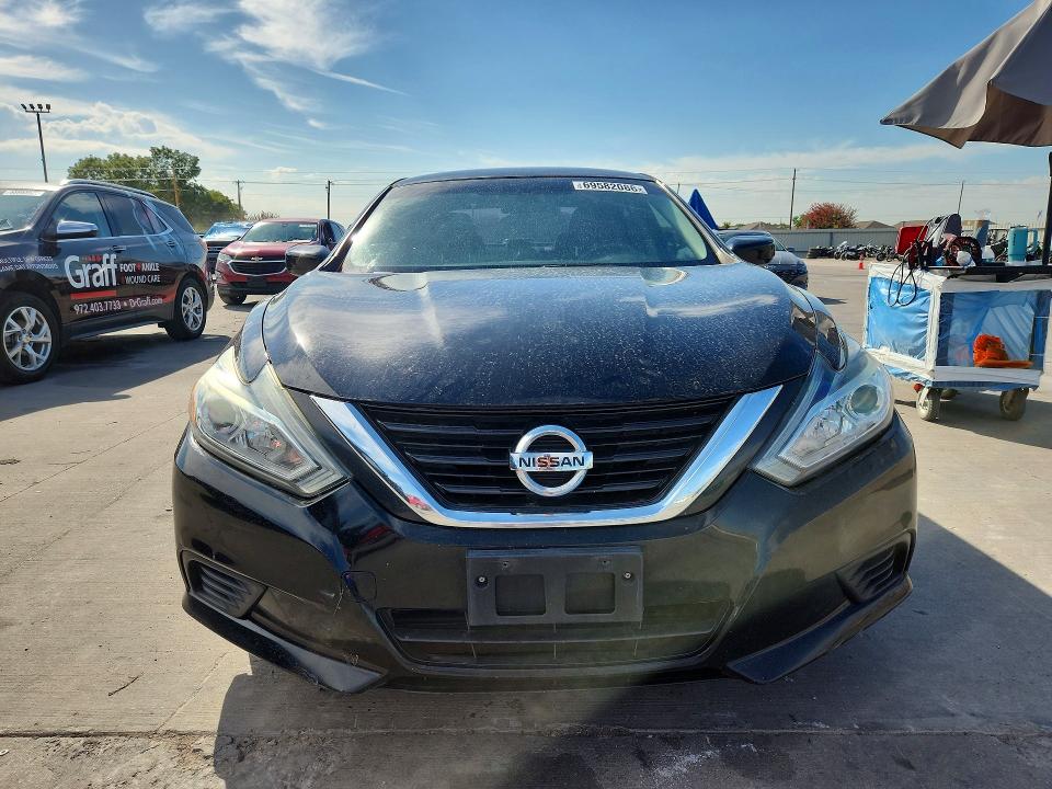 Продаж на аукціоні авто 2018 Nissan Altima, vin: 1N4AL3AP9JC293153, номер лоту: 69582086