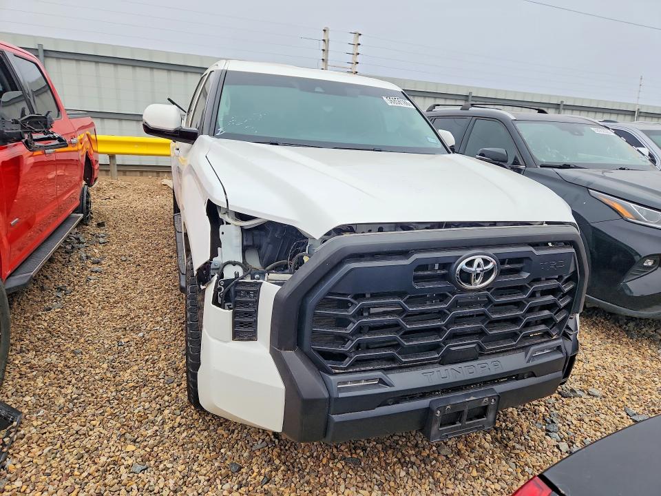 Продажа на аукционе авто 2023 Toyota Tundra, vin: 5TFLA5DB1PX128865, номер лота: 56856186