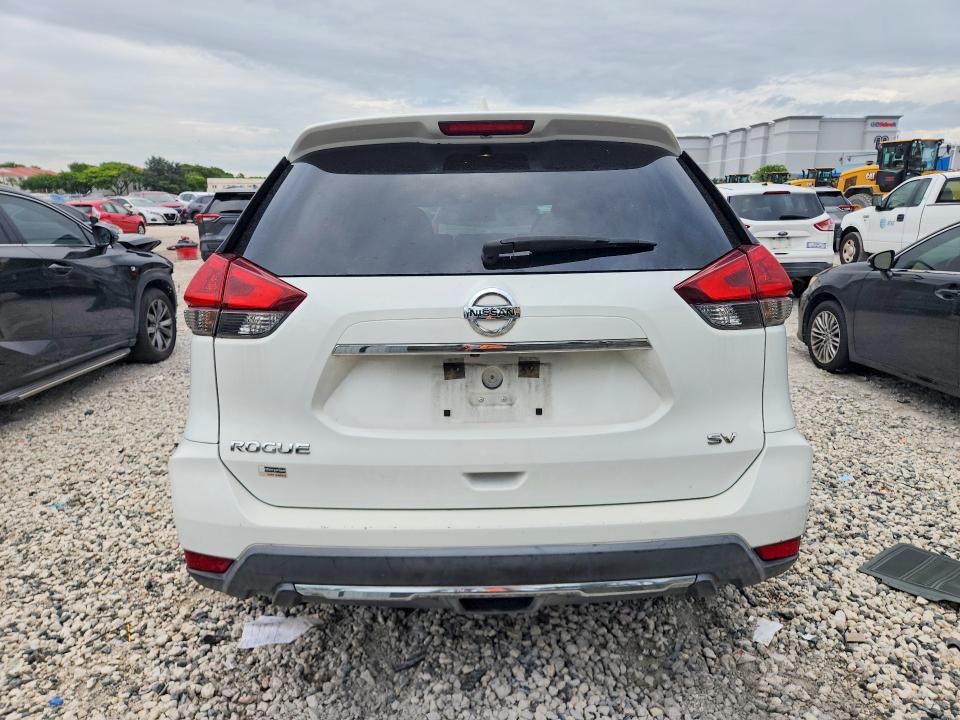 Продажа на аукционе авто 2018 Nissan Rogue, vin: KNMAT2MT0JP584503, номер лота: 70968056