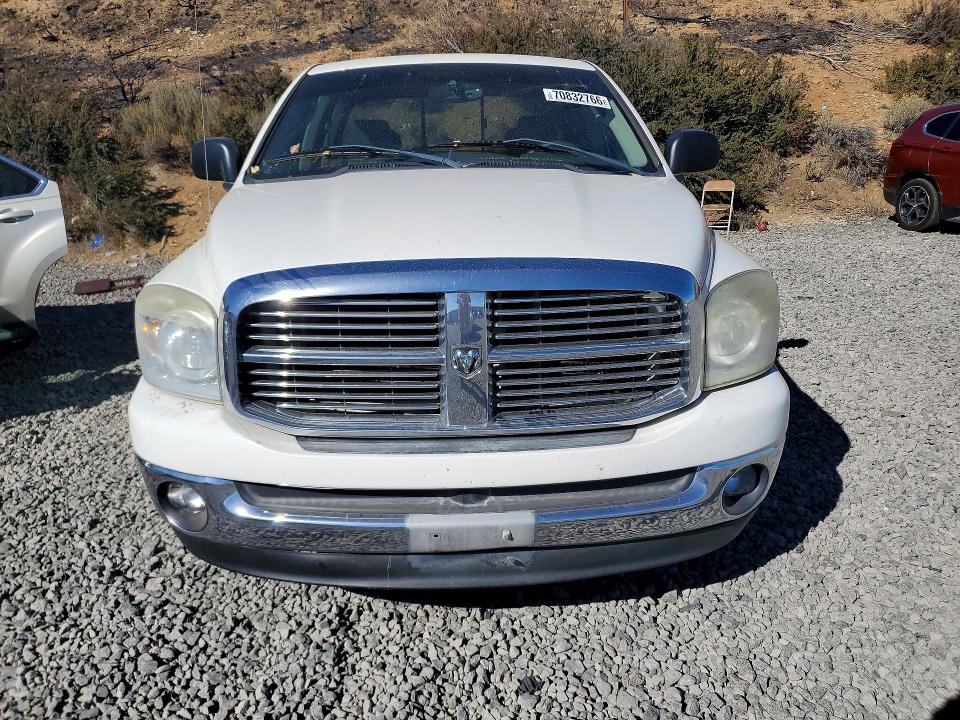 70832766 :رقم المزاد ، 1D7HU18288S637761 vin ، 2008 Dodge Ram 1500 مزاد بيع