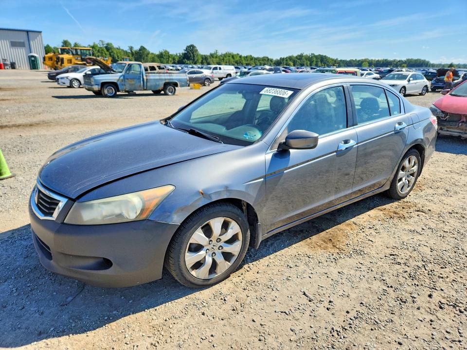 Auction sale of the 2008 Honda Accord, vin: 1HGCP36808A020585, lot number: 68236806