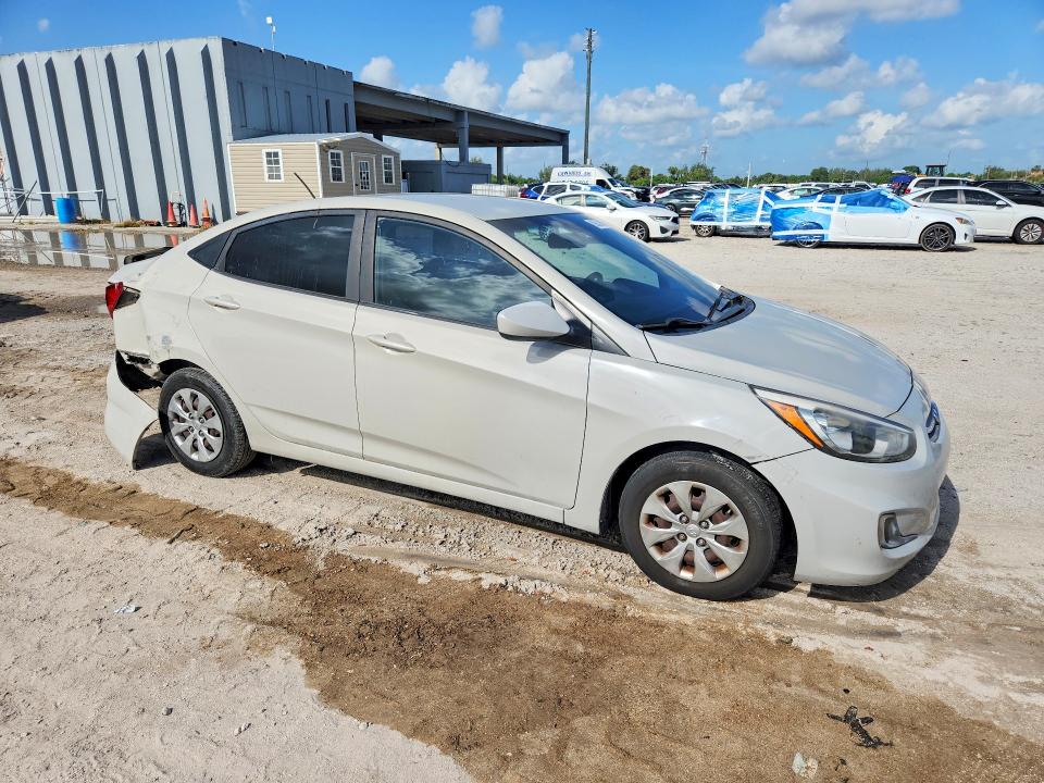 2016 Hyundai Accent მანქანა იყიდება აუქციონზე, vin: KMHCT4AE6GU113200, აუქციონის ნომერი: 69032686