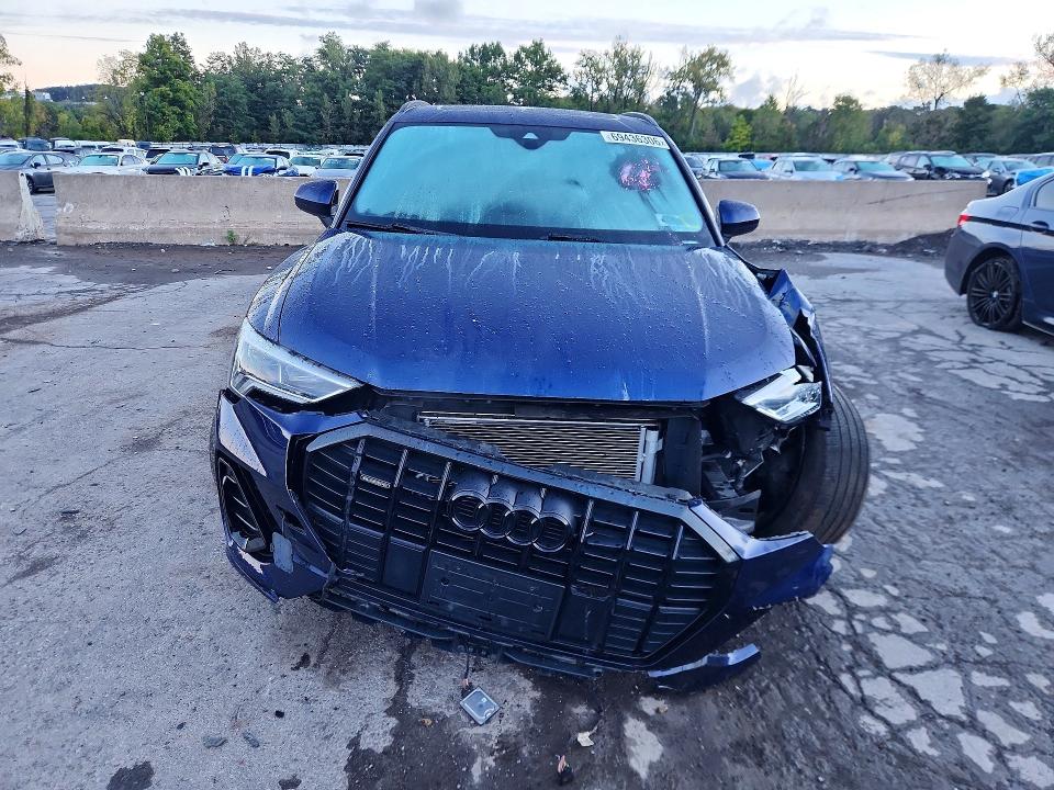 Продажа на аукционе авто 2024 Audi Q3, vin: WA1DECF34R1101100, номер лота: 69436306