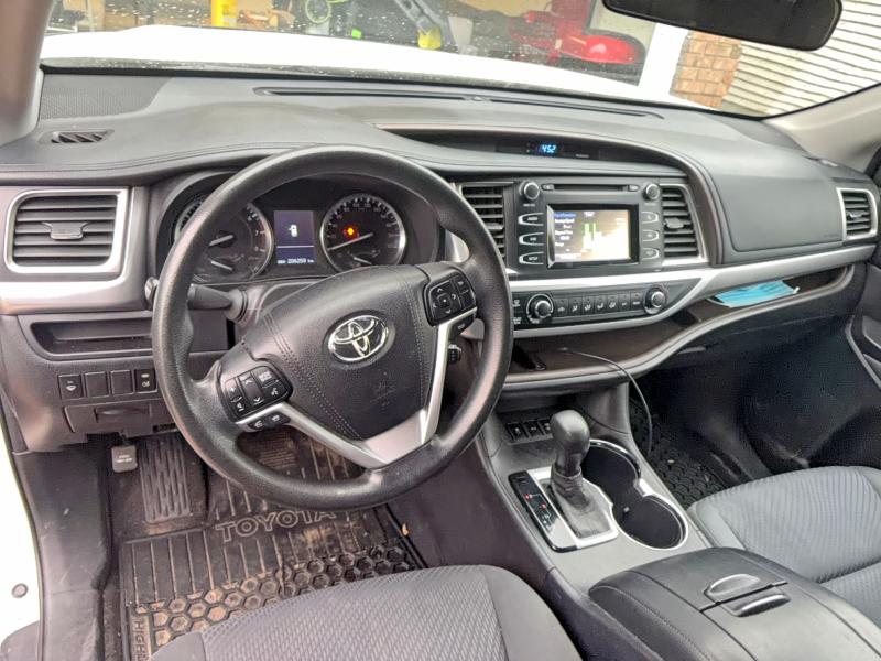 Aukcja sprzedaży 2015 Toyota Highlander, vin: 5TDBKRFH7FS204496, numer aukcji: 71108596