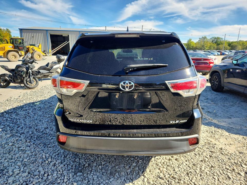70330076 :رقم المزاد ، 5TDJKRFH0GS295592 vin ، 2016 Toyota Highlander مزاد بيع
