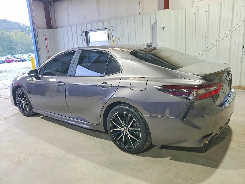Продажа на аукционе авто 2022 Toyota Camry Hybrid, vin: 4T1S31AK0NU583722, номер лота: 69253876