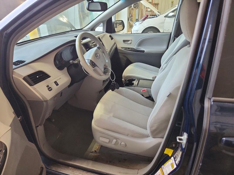 2012 Toyota Sienna მანქანა იყიდება აუქციონზე, vin: 5TDKK3DC7CS208905, აუქციონის ნომერი: 70601026