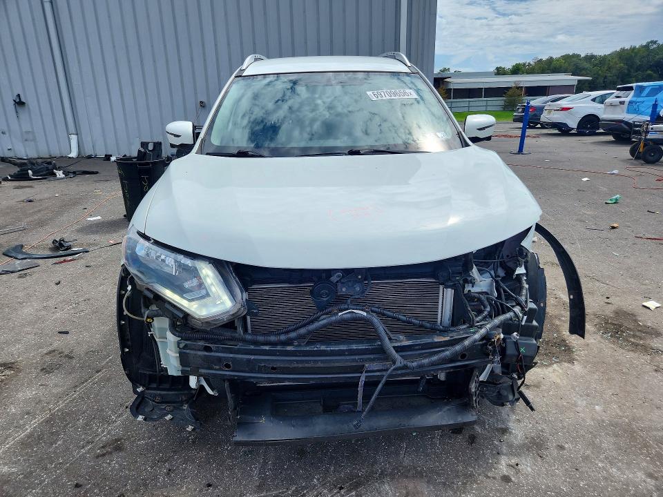 2017 Nissan Rogue მანქანა იყიდება აუქციონზე, vin: KNMAT2MV7HP532068, აუქციონის ნომერი: 69709656