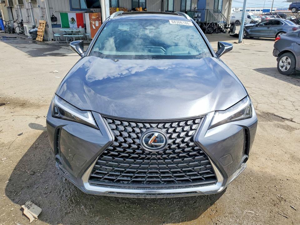 Продажа на аукционе авто 2026 Lexus Ux 300h, vin: JTHYBJAH7T2043796, номер лота: 68306186