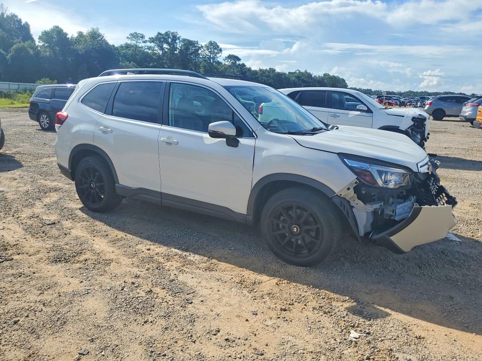Продажа на аукционе авто 2020 Subaru Forester, vin: JF2SKAUC7LH472037, номер лота: 67672666
