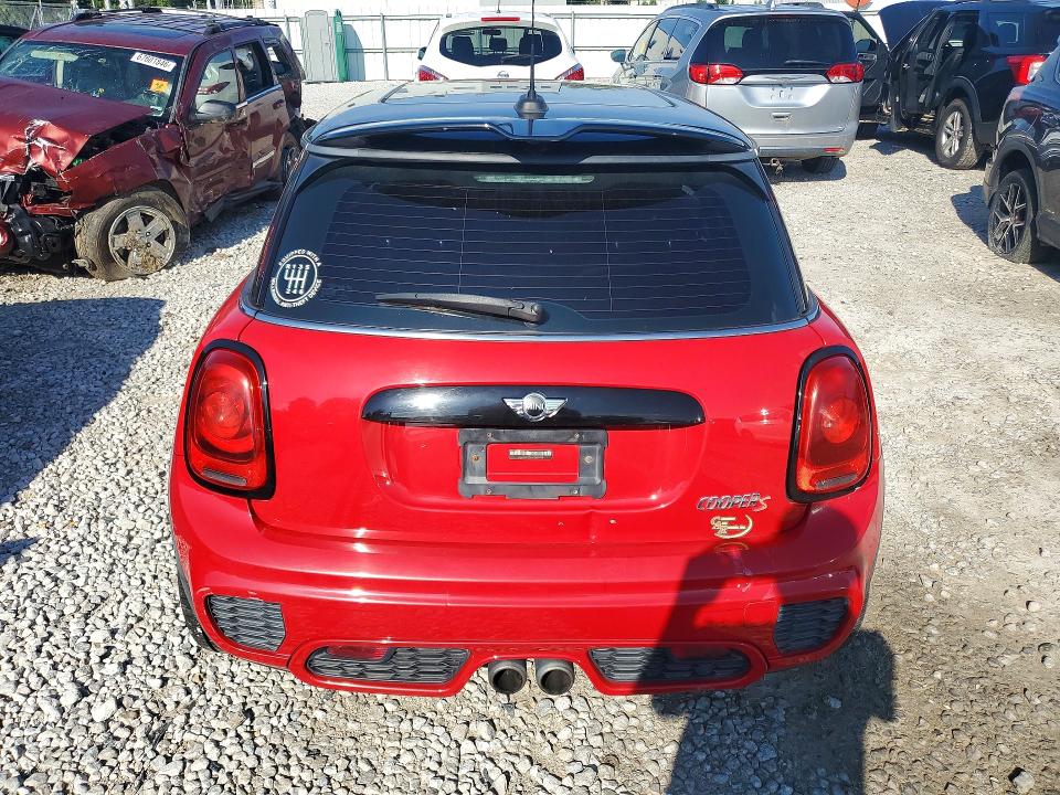 68104706 :رقم المزاد ، WMWXP7C5XF2A59080 vin ، 2015 Mini Cooper مزاد بيع