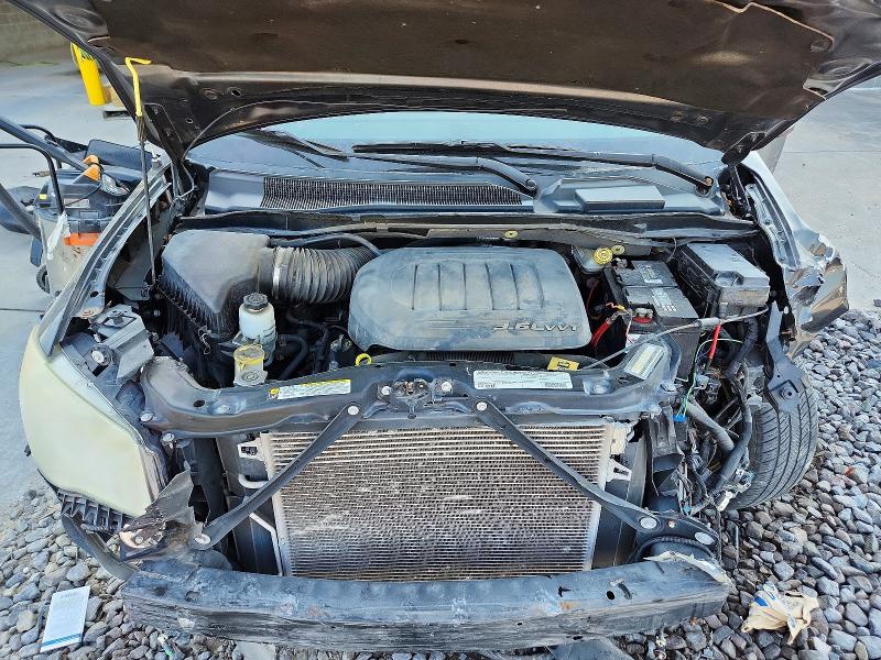 67399896 :رقم المزاد ، 2A4RR5DG3BR723247 vin ، 2011 Chrysler Town & Country مزاد بيع