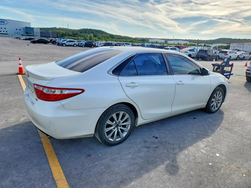 Aukcja sprzedaży 2015 Toyota Camry, vin: 4T1BF1FK6FU078821, numer aukcji: 70292856