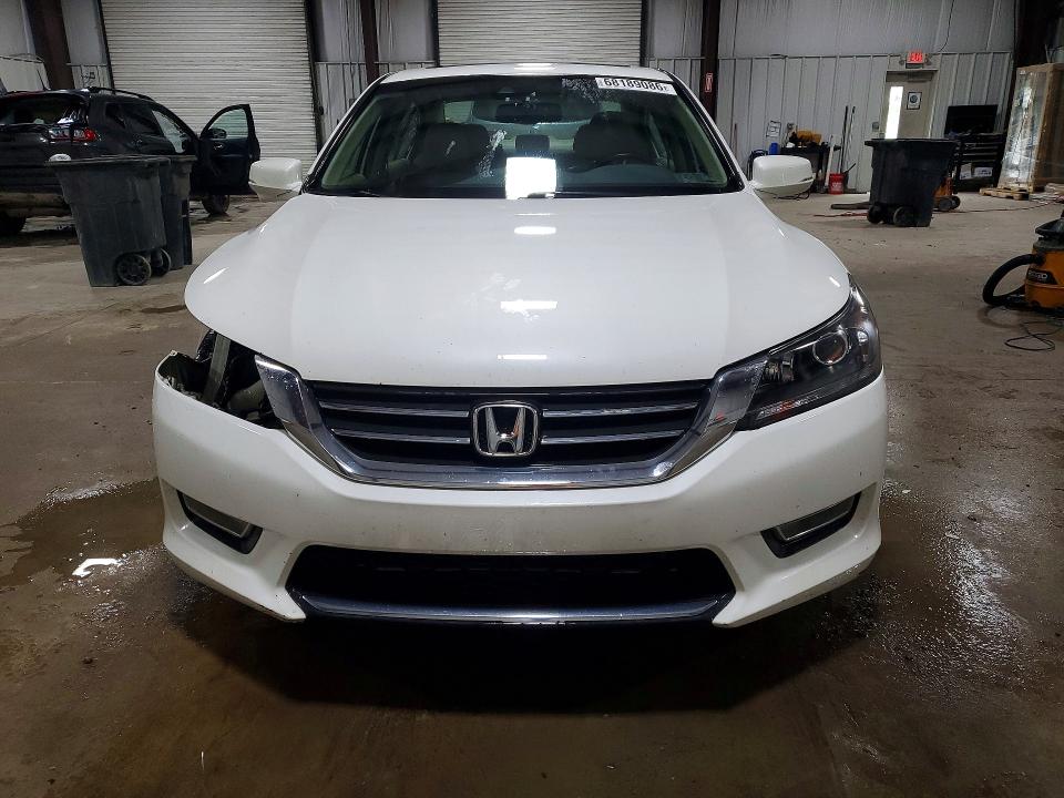 2013 Honda Accord მანქანა იყიდება აუქციონზე, vin: 1HGCR2F84DA120204, აუქციონის ნომერი: 68189086