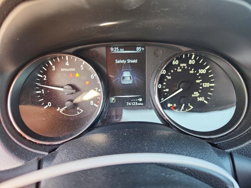 Продаж на аукціоні авто 2017 Nissan Rogue, vin: KNMAT2MT9HP608212, номер лоту: 68812266