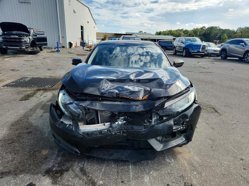 Продажа на аукционе авто 2016 Honda Civic, vin: 2HGFC2F72GH511413, номер лота: 69749166