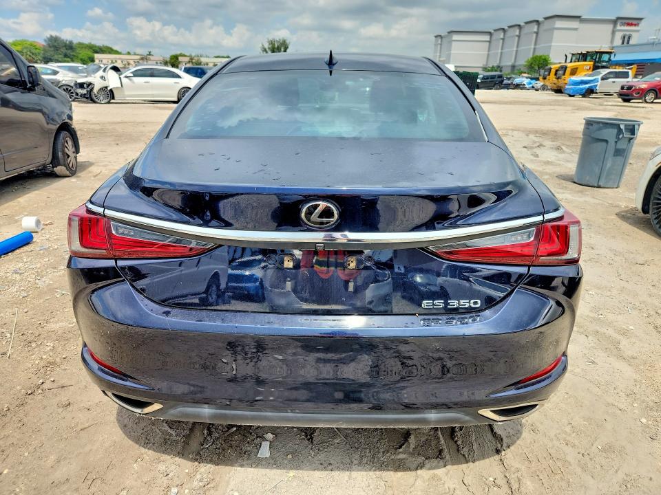 68986226 :رقم المزاد ، 58ABZ1B10KU005483 vin ، 2019 Lexus Es مزاد بيع