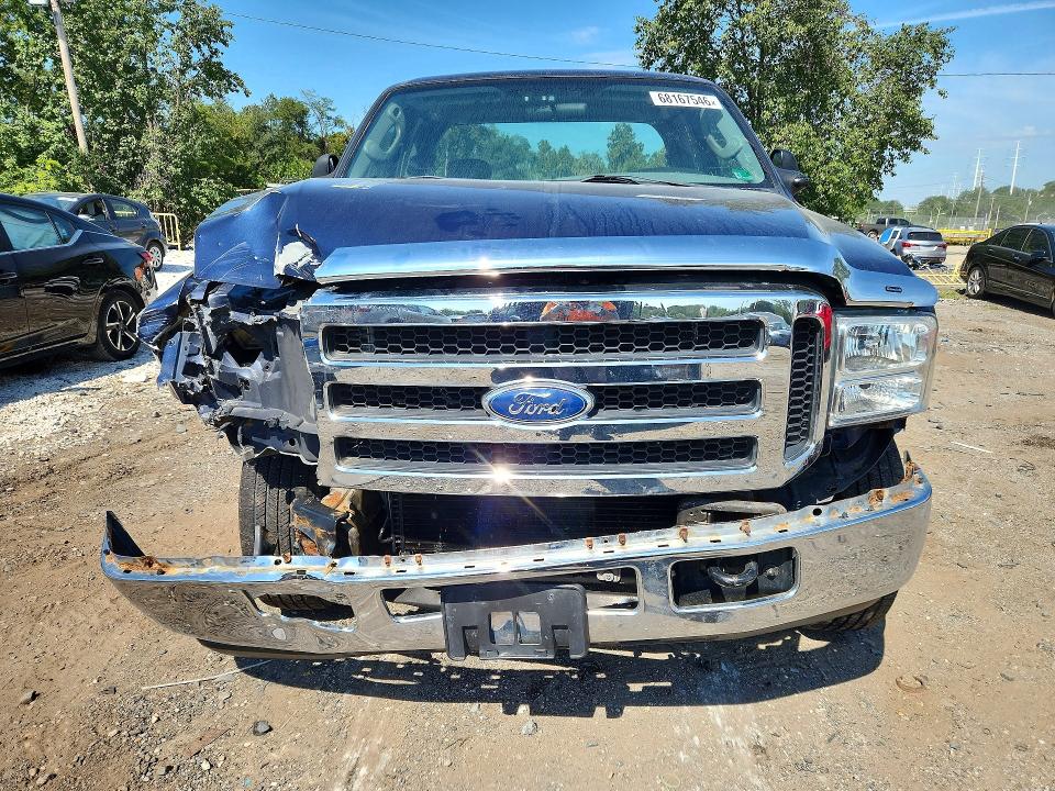 68167546 :رقم المزاد ، 1FTWX31P57EA81027 vin ، 2007 Ford F350 مزاد بيع