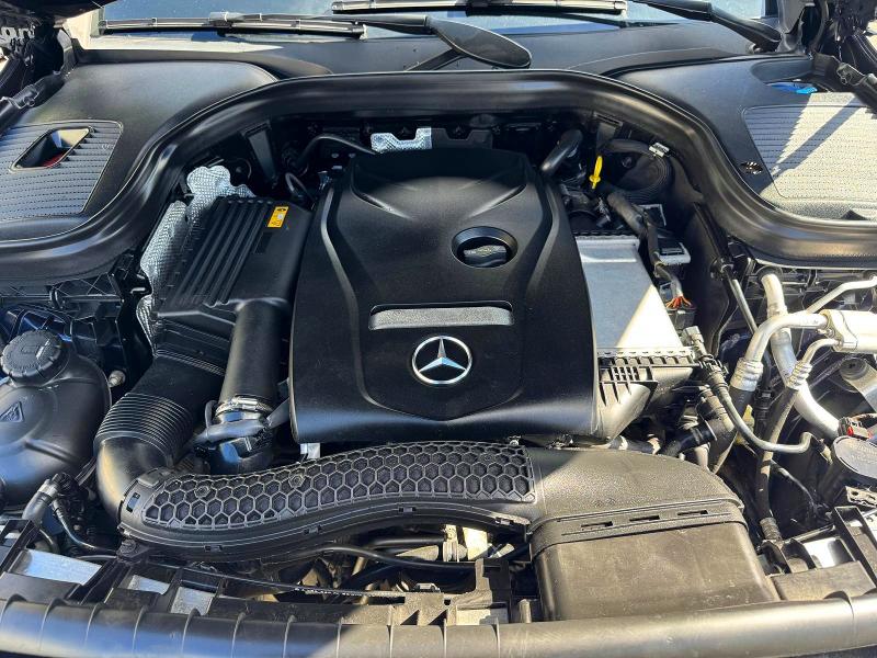 70090246 :رقم المزاد ، WDC0G4KB8JV066943 vin ، 2018 Mercedes-benz Glc مزاد بيع