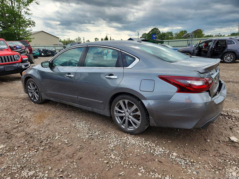 2018 Nissan Altima მანქანა იყიდება აუქციონზე, vin: 1N4AL3AP1JC135941, აუქციონის ნომერი: 67543776