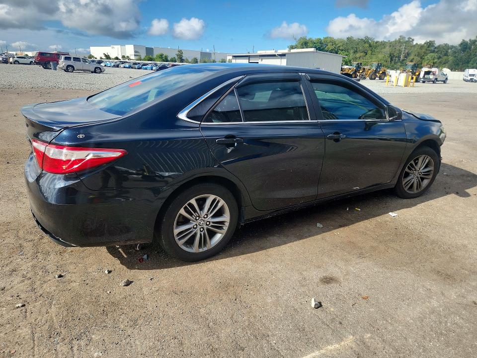 Продаж на аукціоні авто 2015 Toyota Camry, vin: 4T1BF1FK9FU092096, номер лоту: 70051876