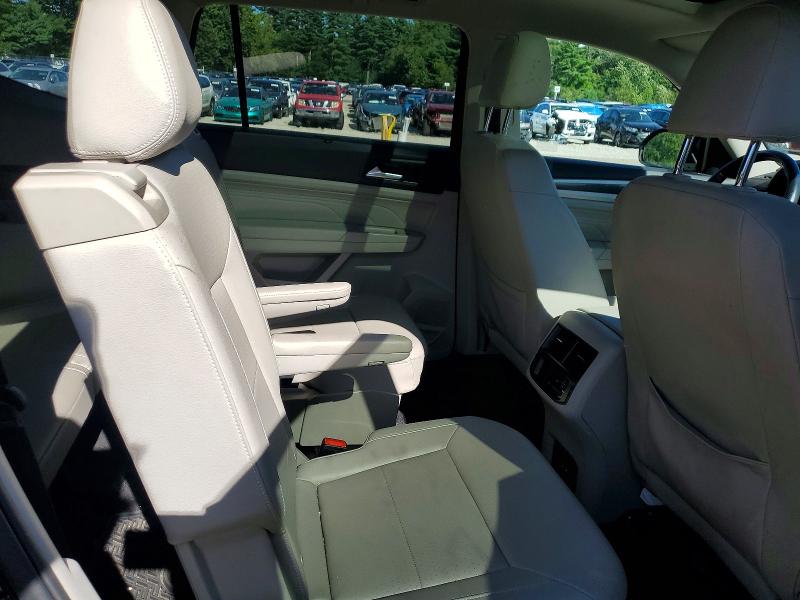 68090076 :رقم المزاد ، 1V2RR2CA6MC586798 vin ، 2021 Volkswagen Atlas مزاد بيع