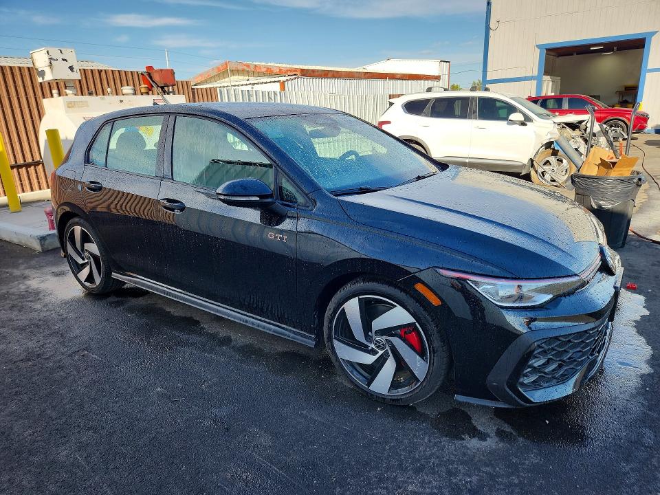 Продаж на аукціоні авто 2026 Volkswagen Gti, vin: WVWLE7CD9TW185947, номер лоту: 70648616