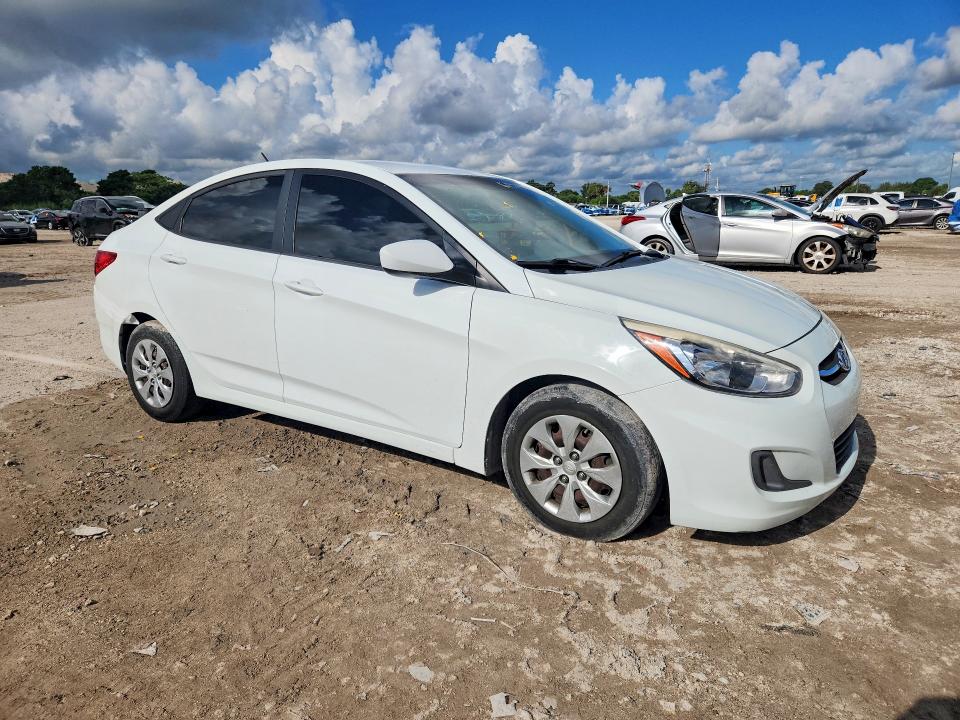 67804476 :رقم المزاد ، KMHCT4AEXGU001080 vin ، 2016 Hyundai Accent مزاد بيع