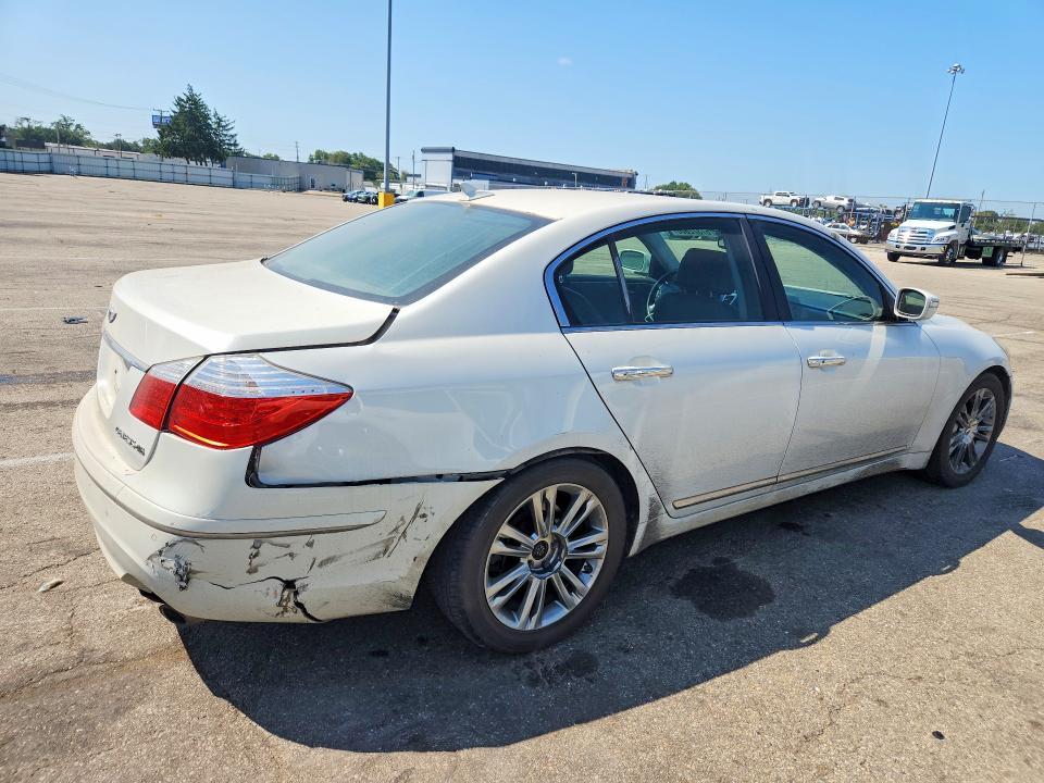 Продажа на аукционе авто 2011 Hyundai Genesis, vin: KMHGC4DF6BU145000, номер лота: 67372806