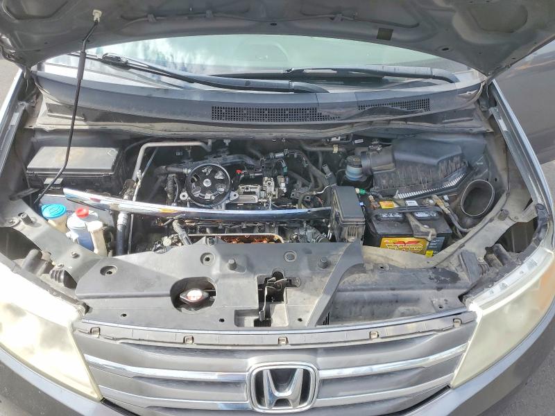70001986 :رقم المزاد ، 5FNRL5H92BB105061 vin ، 2011 Honda Odyssey مزاد بيع