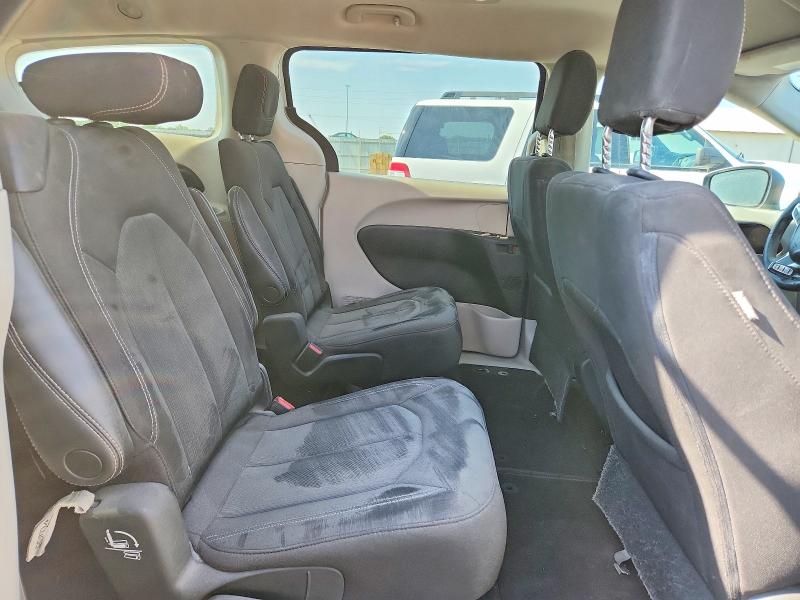 68056636 :رقم المزاد ، 2C4RC1CG9NR203687 vin ، 2022 Chrysler Voyager مزاد بيع