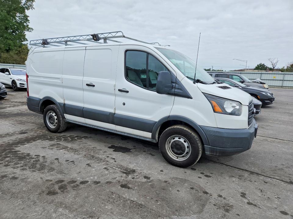 70791576 :رقم المزاد ، 1FTYR1ZM2JKA31146 vin ، 2018 Ford Transit مزاد بيع
