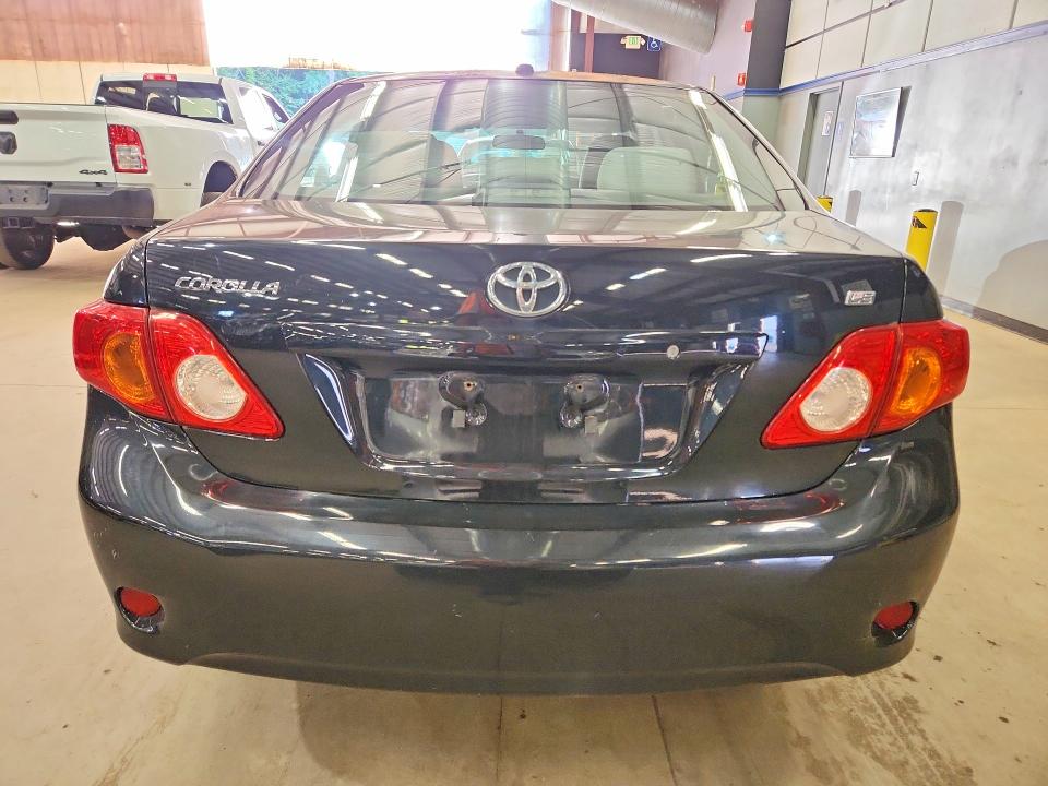 69570216 :رقم المزاد ، 2T1BU4EE2AC420231 vin ، 2010 Toyota Corolla مزاد بيع