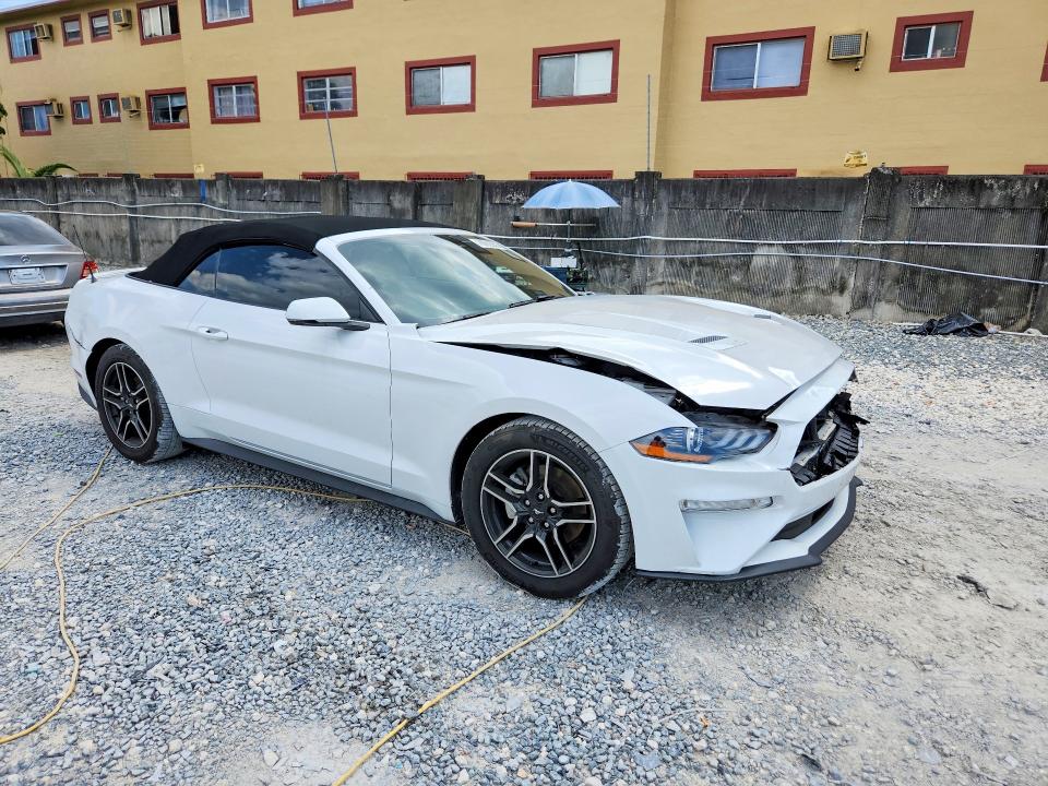 70992956 :رقم المزاد ، 1FATP8UH8L5161880 vin ، 2020 Ford Mustang مزاد بيع