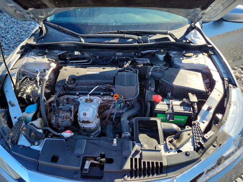 2017 Honda Accord მანქანა იყიდება აუქციონზე, vin: 1HGCR2F36HA180883, აუქციონის ნომერი: 69923916