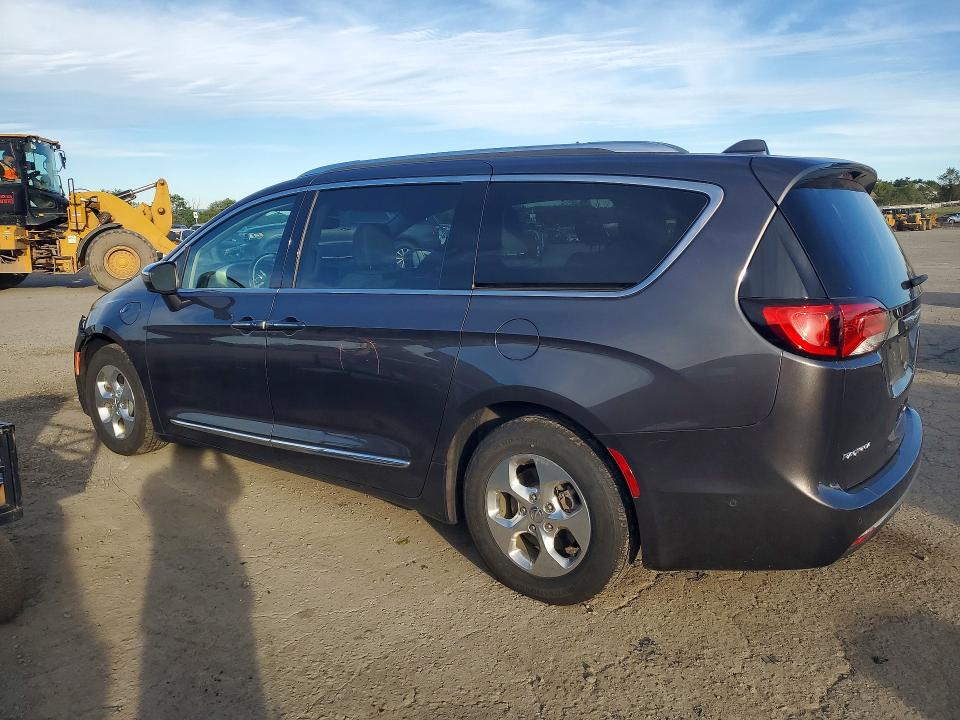 Продажа на аукционе авто 2018 Chrysler Pacifica, vin: 2C4RC1N70JR230526, номер лота: 69965976