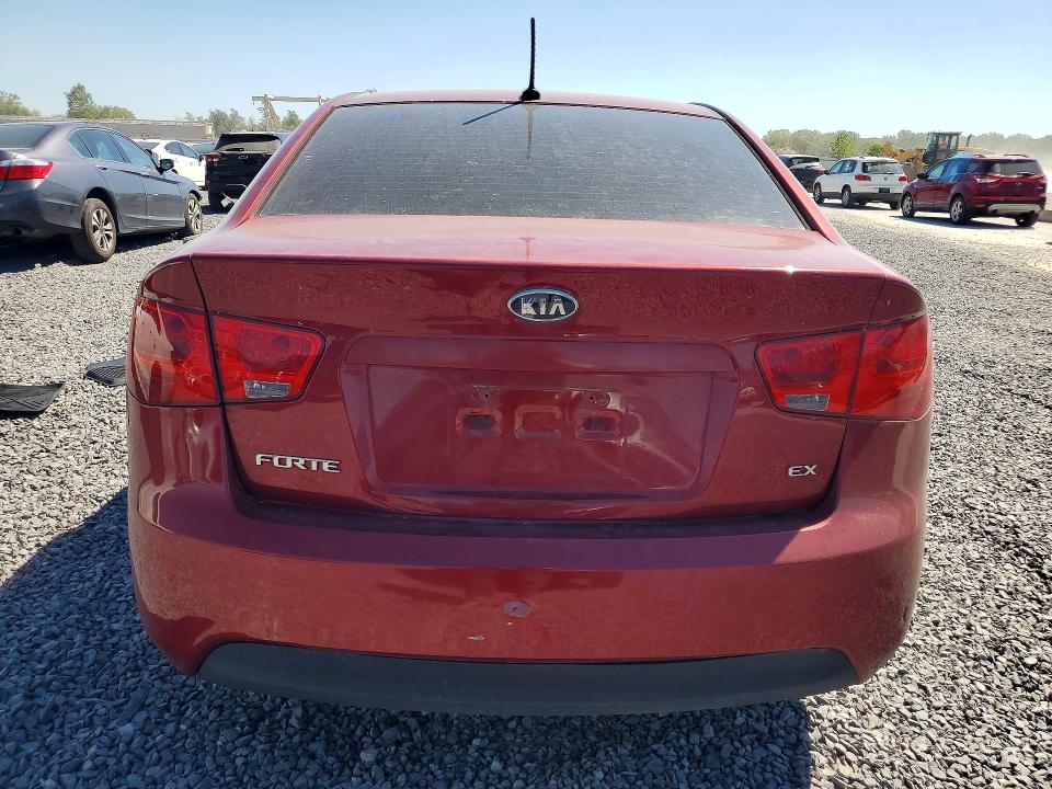 2010 Kia Forte მანქანა იყიდება აუქციონზე, vin: KNAFU4A25A5820095, აუქციონის ნომერი: 67709106