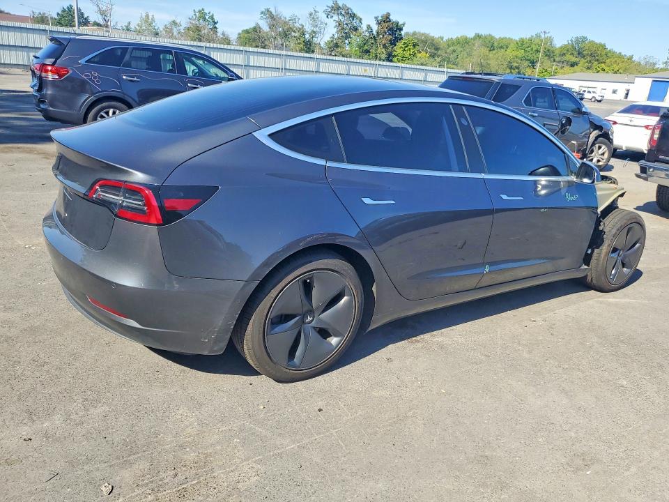 Продажа на аукционе авто 2018 Tesla Model 3, vin: 5YJ3E1EA8JF056731, номер лота: 68351666