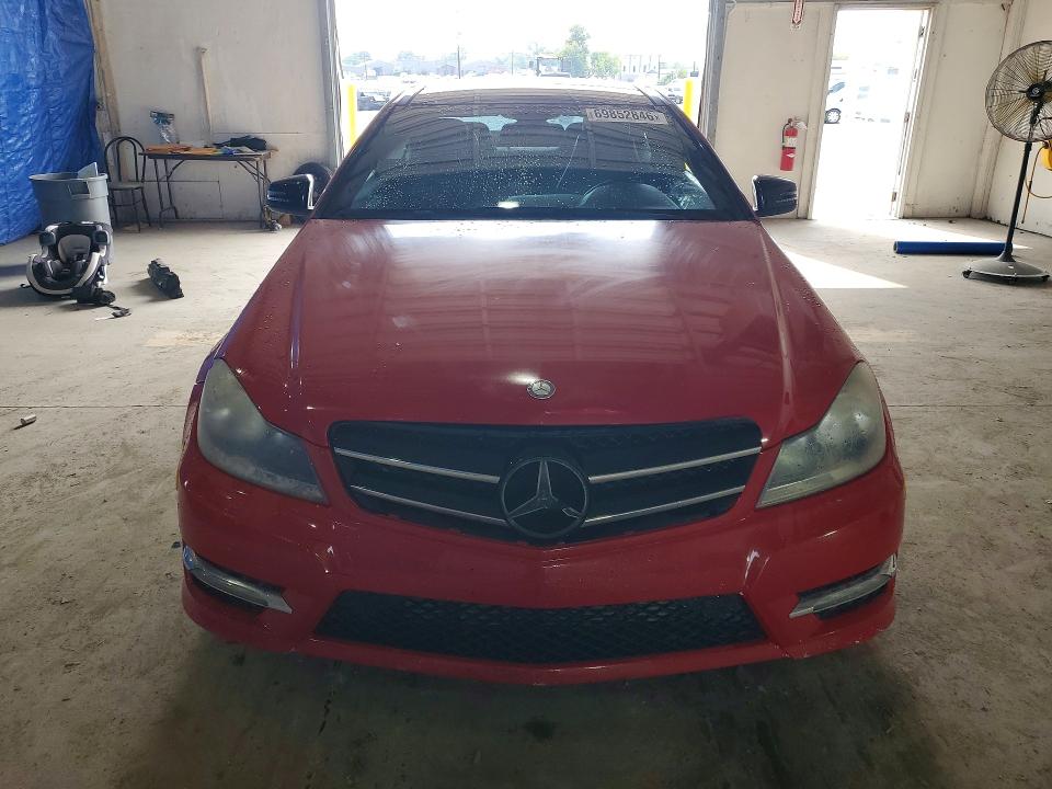 69852846 :رقم المزاد ، WDDGJ4HB7EG280304 vin ، 2014 Mercedes-benz C مزاد بيع