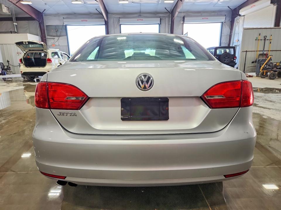 2013 Volkswagen Jetta მანქანა იყიდება აუქციონზე, vin: 3VW2K7AJ8DM216665, აუქციონის ნომერი: 68664976