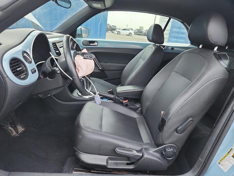 68715696 :رقم المزاد ، 3VW5P7AT7EM806177 vin ، 2014 Volkswagen Beetle مزاد بيع