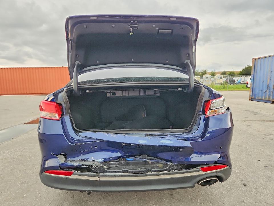 2018 Kia Optima მანქანა იყიდება აუქციონზე, vin: 5XXGT4L39JG229814, აუქციონის ნომერი: 69108806