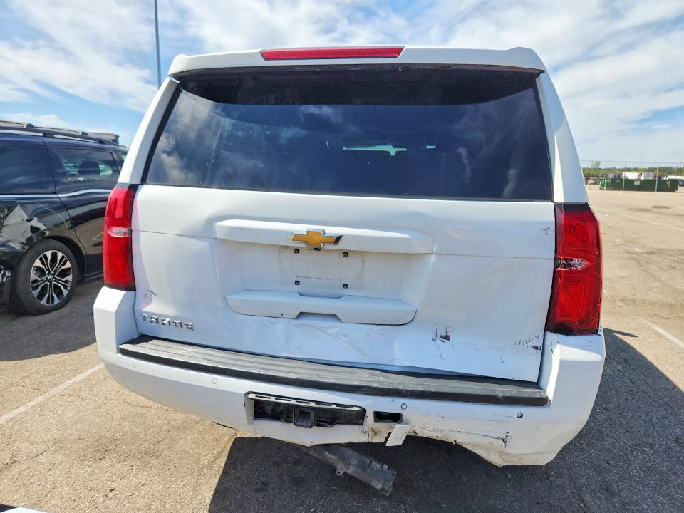 68737656 :رقم المزاد ، 1GNSKBKC3LR247879 vin ، 2020 Chevrolet Tahoe مزاد بيع
