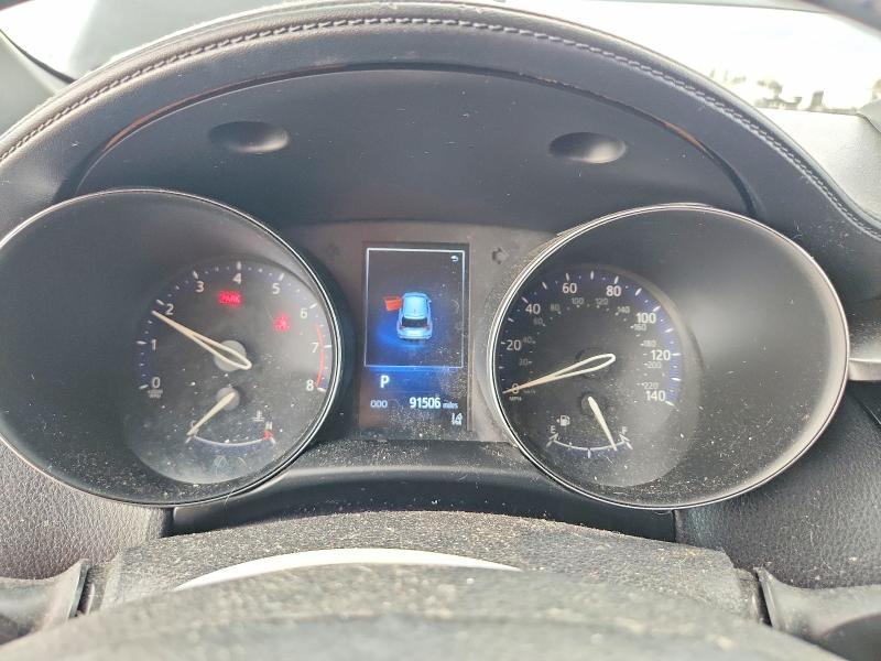 69890506 :رقم المزاد ، NMTKHMBX3JR060001 vin ، 2018 Toyota C-hr مزاد بيع